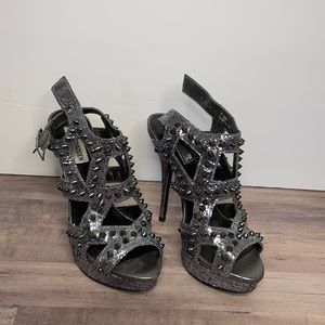 Steve Madden Hyper Pump